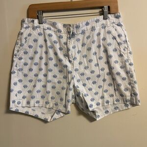 Caribbean Joe White Shorts with Blue Shell Print